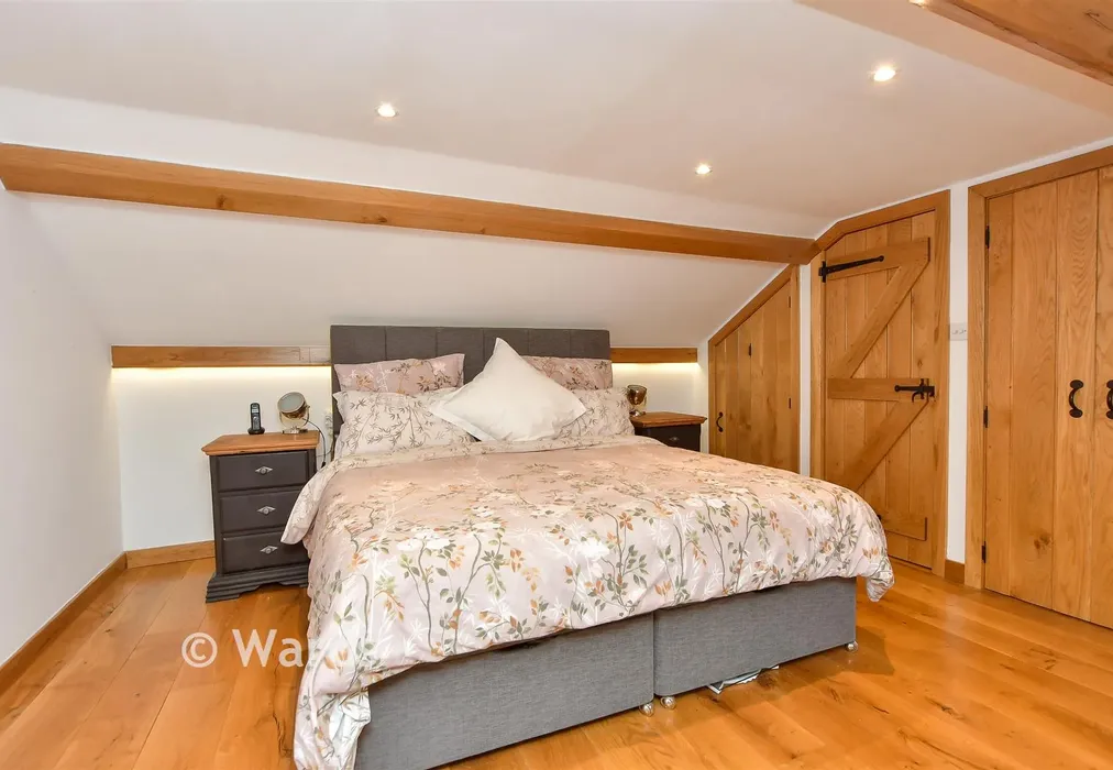 Bedroom 2 - Faversham Road, Wichling, Kent - Wards of Kent