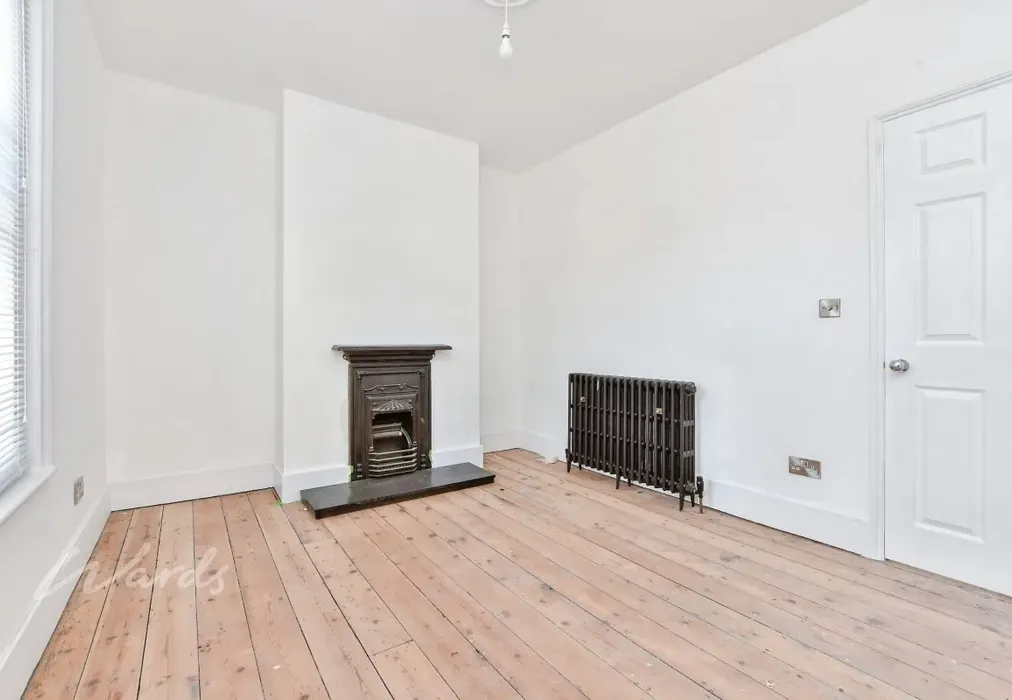 Broad bed 1 use - Broad Street Ramsgate CT11 - Wards of Kent