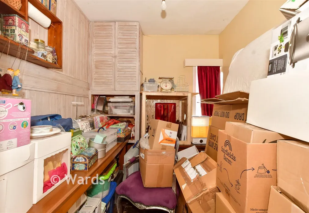 Bedroom 3 - Perry Court Cottage, Garlinge Green, Canterbury, Kent - Wards of Kent