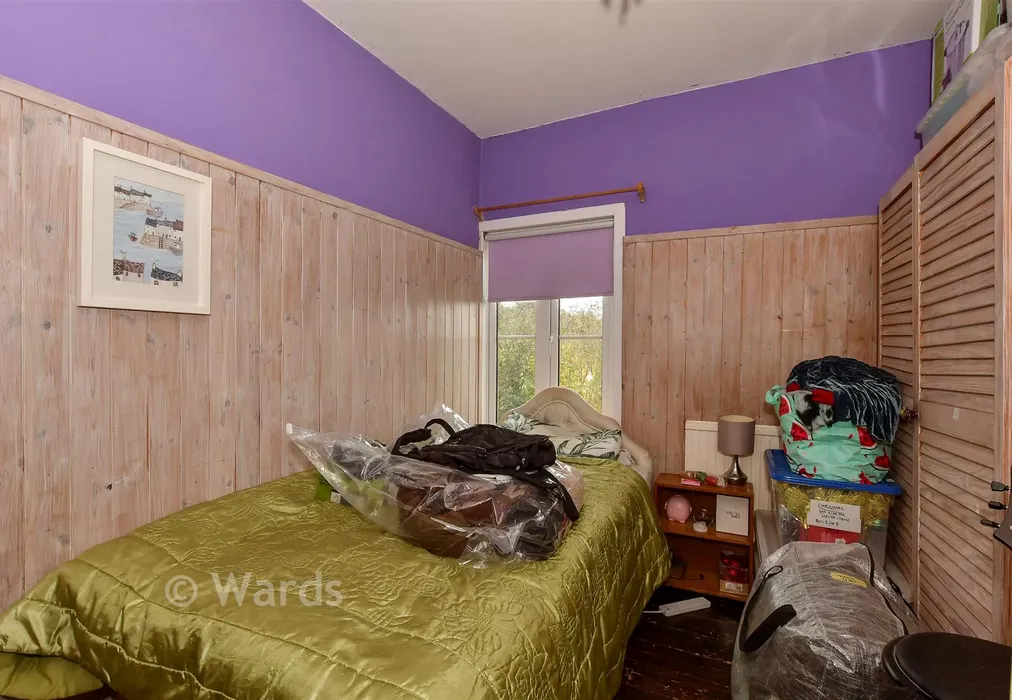 Bedroom 2 - Perry Court Cottage, Garlinge Green, Canterbury, Kent - Wards of Kent