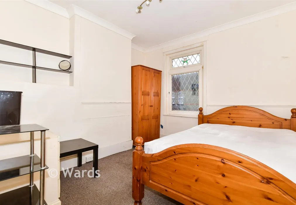 Bedroom 1 - Windsor Road, Gillingham, Kent - Wards of Kent