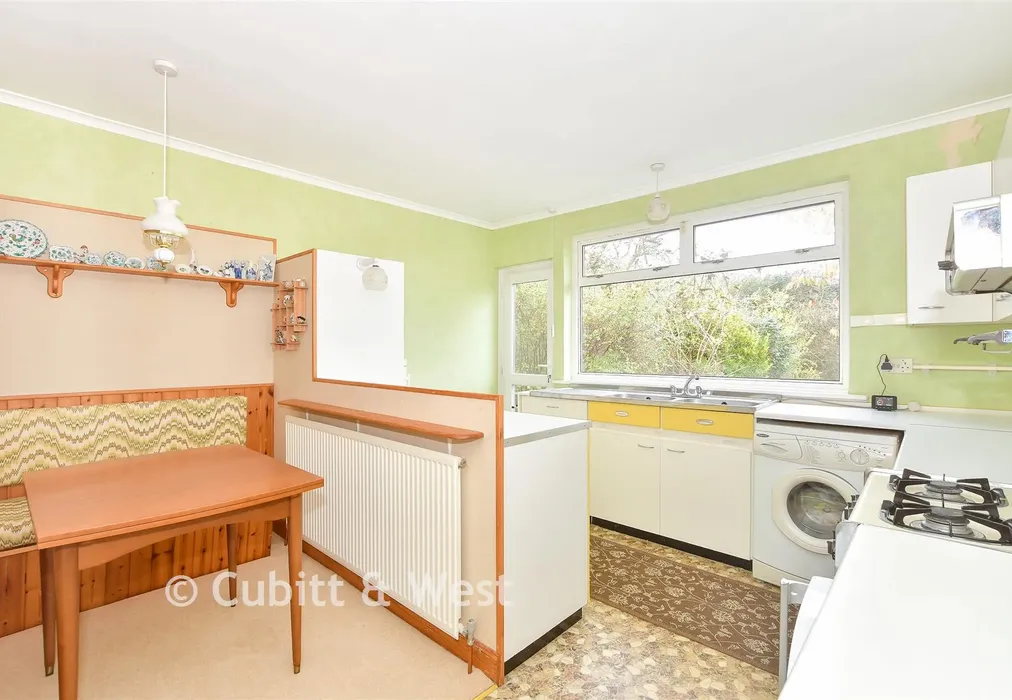 Kitchen - Eley Crescent, Rottingdean, Brighton, East Sussex - Wards of Kent