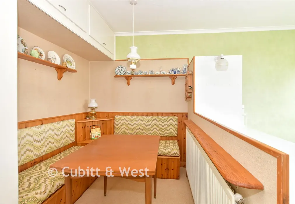 Kitchen - Eley Crescent, Rottingdean, Brighton, East Sussex - Wards of Kent
