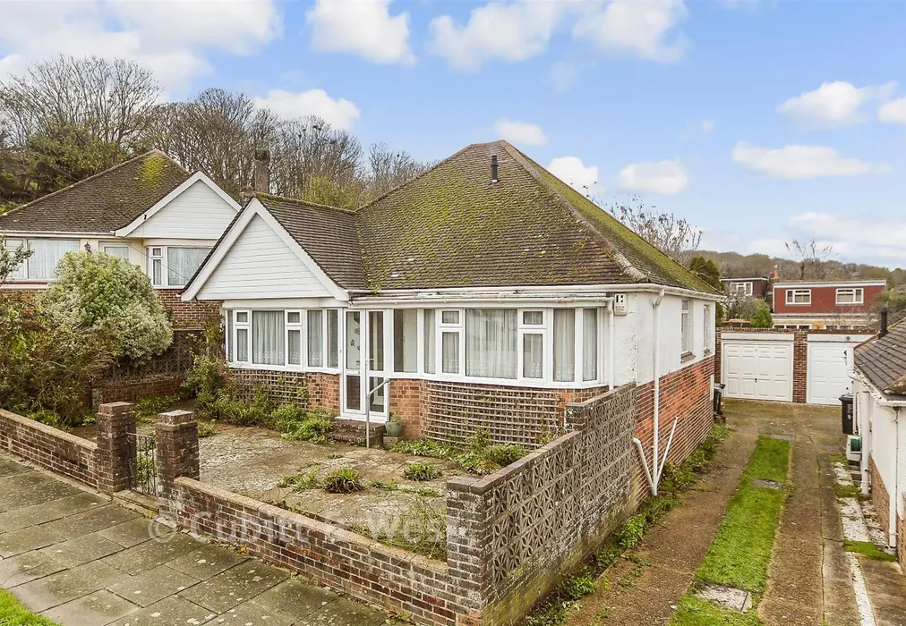 External - Eley Crescent, Rottingdean, Brighton, East Sussex - Wards of Kent