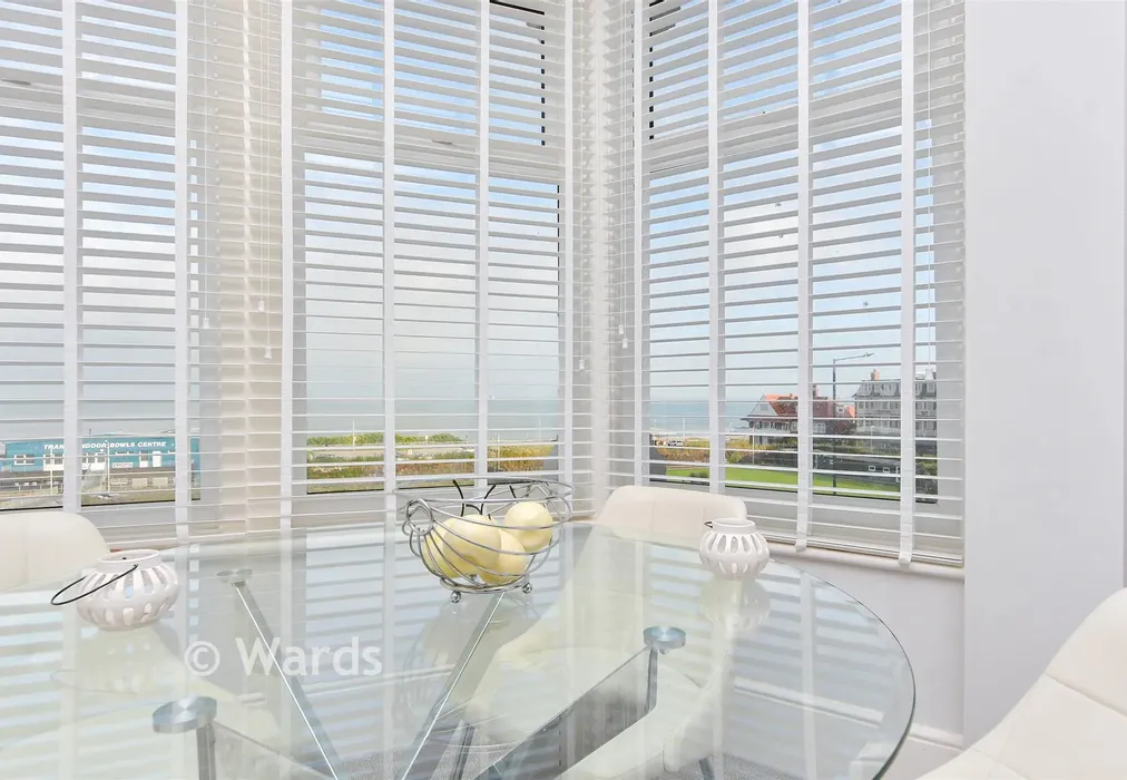 Internal Lifestyle Photograph - Eastern Esplanade, Cliftonville, Margate, Kent - Wards of Kent