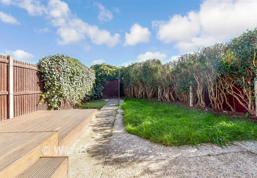 Rear Garden - Redsull Avenue, Deal, Kent - Wards of Kent