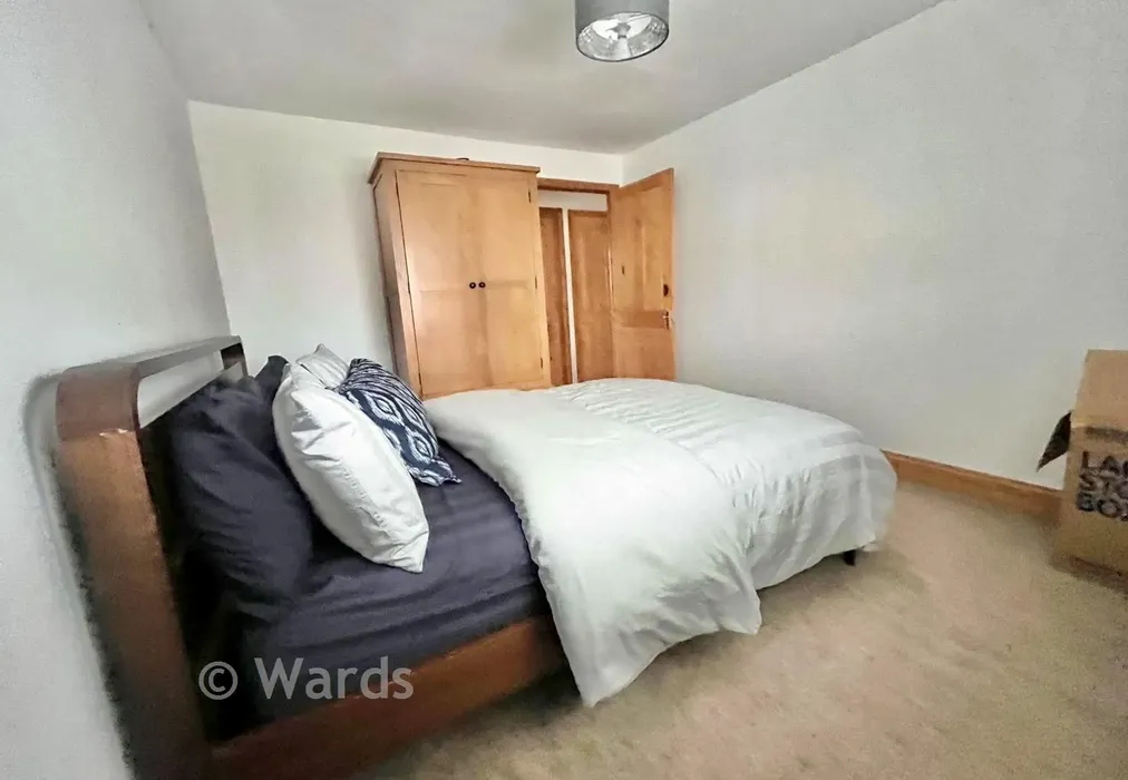Bedroom 1 - Queensway, Sheerness, Kent - Wards of Kent