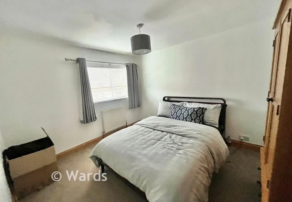Bedroom 2 - Queensway, Sheerness, Kent - Wards of Kent