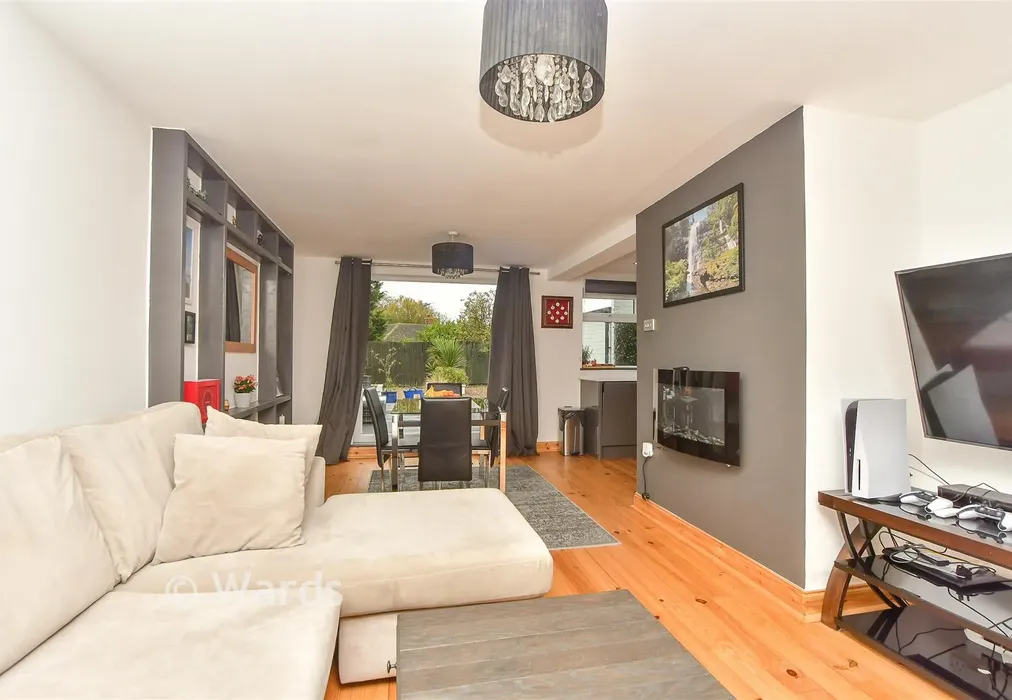 Lounge/Dining Area - Queensway, Sheerness, Kent - Wards of Kent