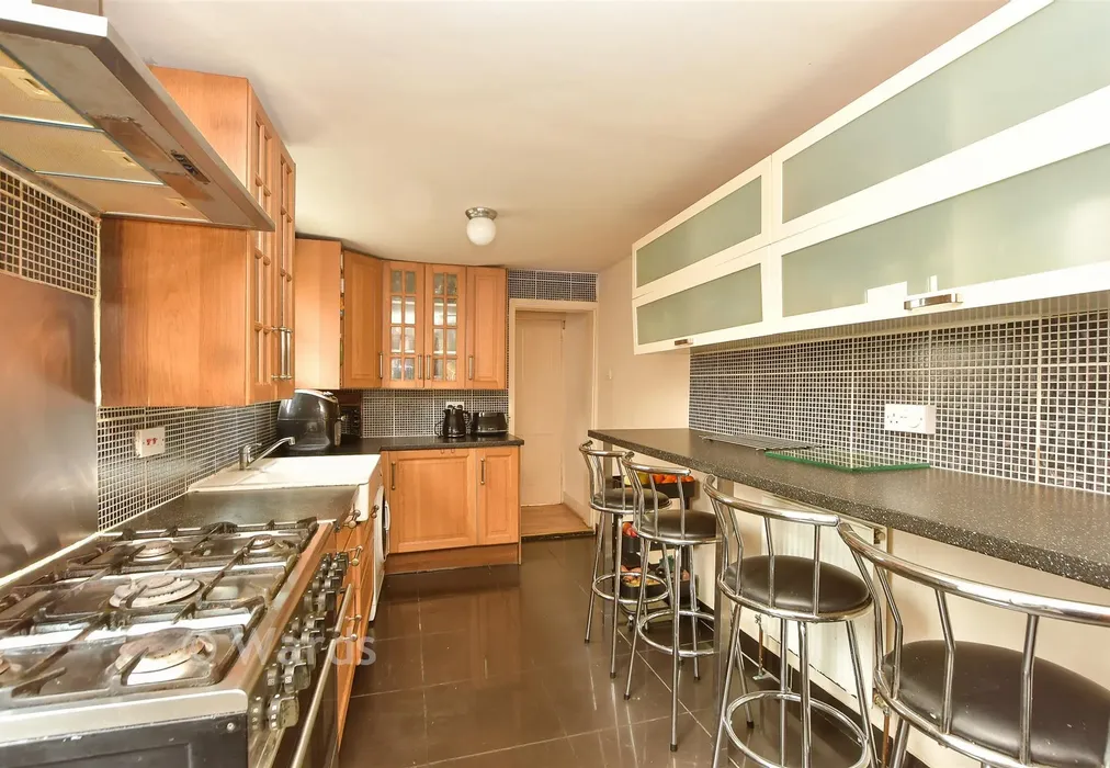 Kitchen - Windsor Road, Gillingham, Kent - Wards of Kent