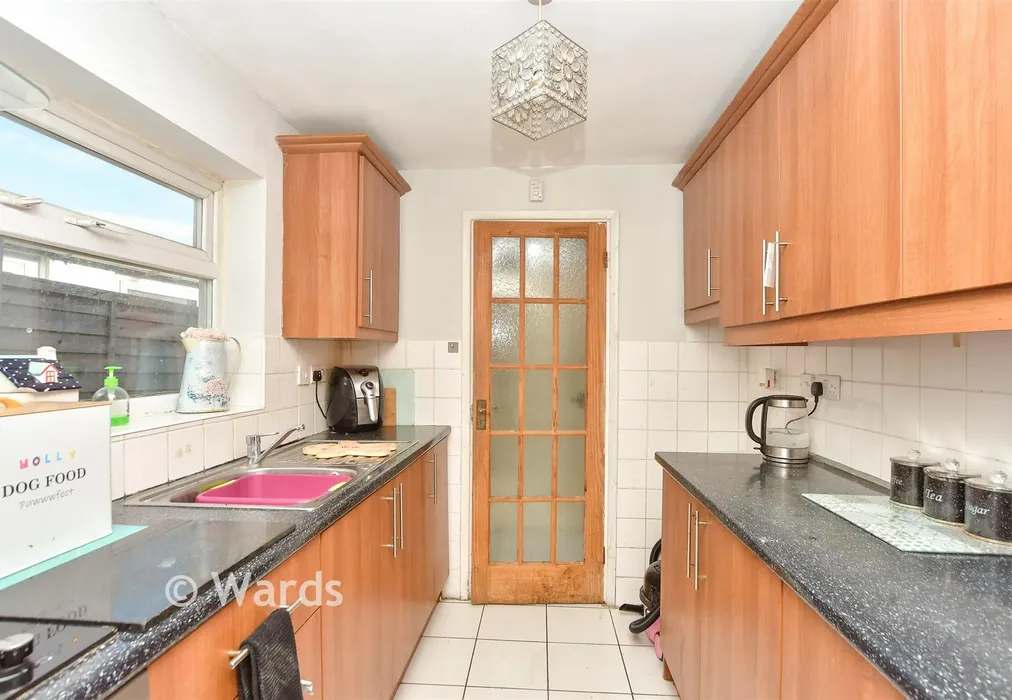 Kitchen - West Street, Gillingham, Kent - Wards of Kent