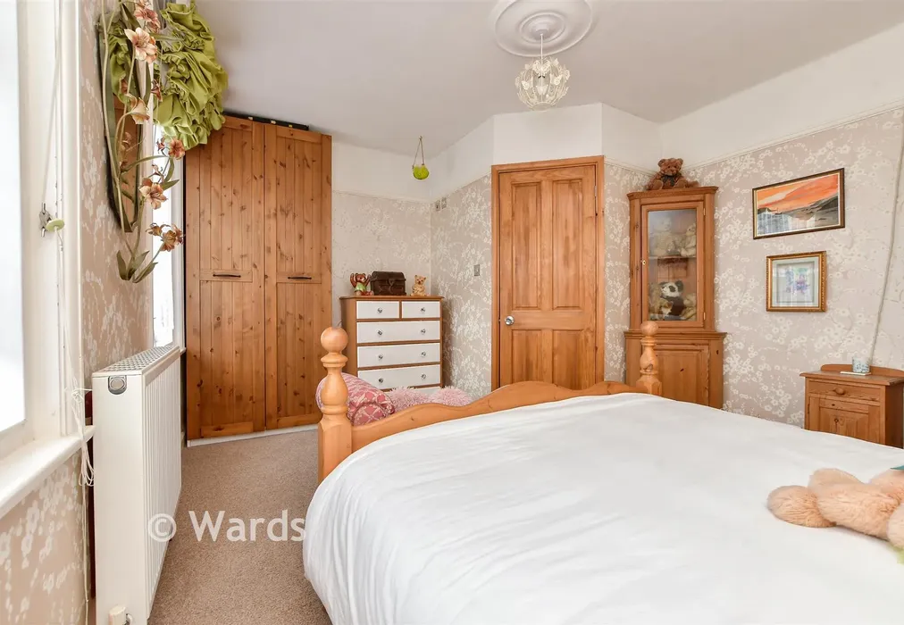 Bedroom 1 - Canterbury Road, Birchington, Kent - Wards of Kent