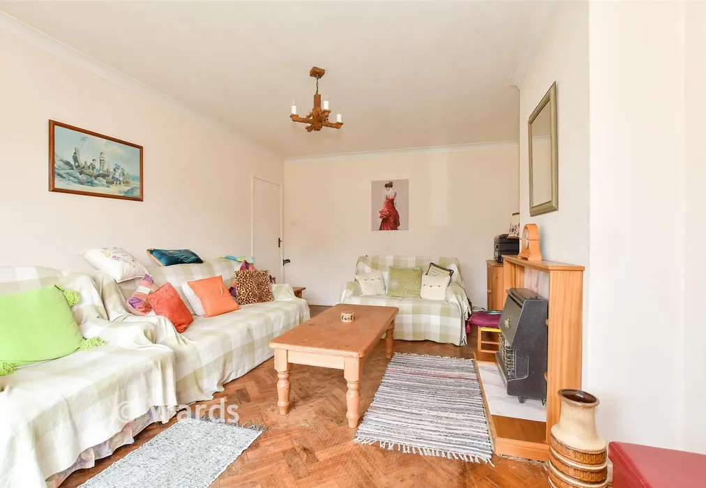 Lounge - Capel Close, Kingsgate, Broadstairs, Kent - Wards of Kent
