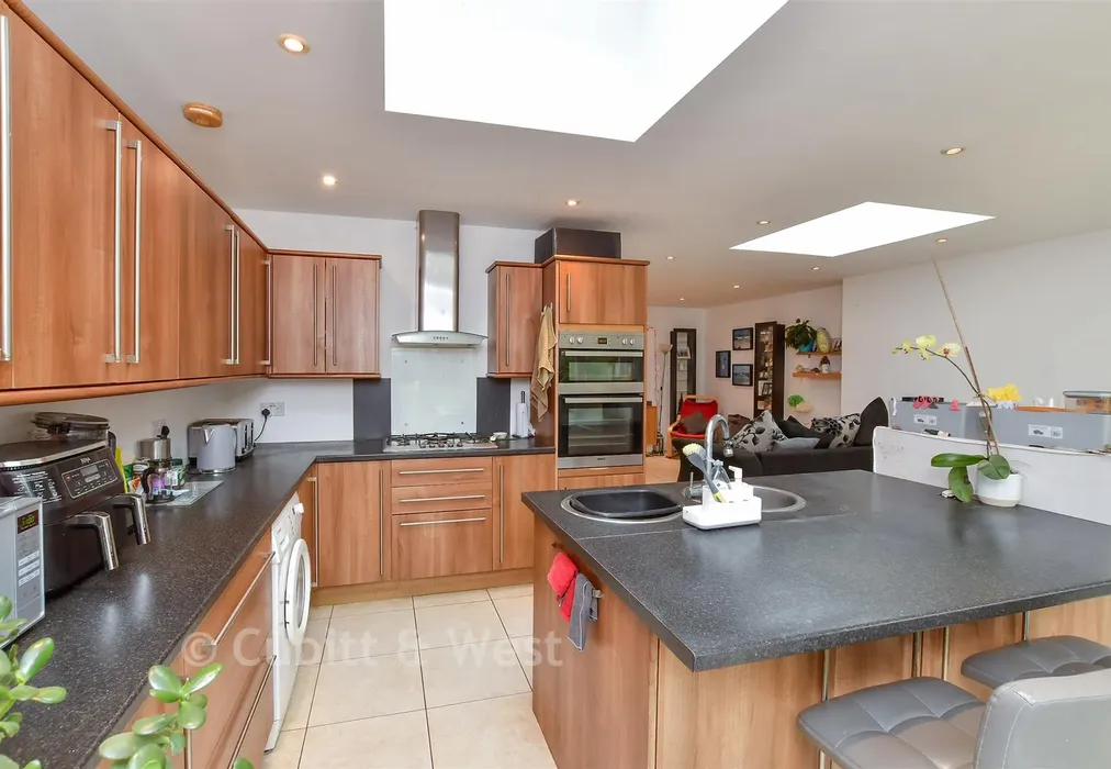 Kitchen / Dining Area - Graham Avenue, Brighton, East Sussex - Wards of Kent