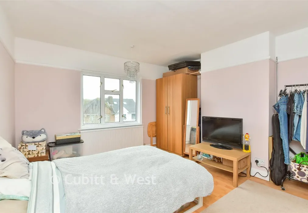 Bedroom 2 - Graham Avenue, Brighton, East Sussex - Wards of Kent