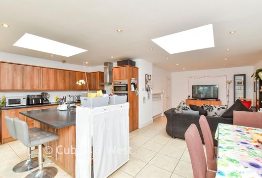 Graham Avenue, Brighton, East Sussex - Wards of Kent