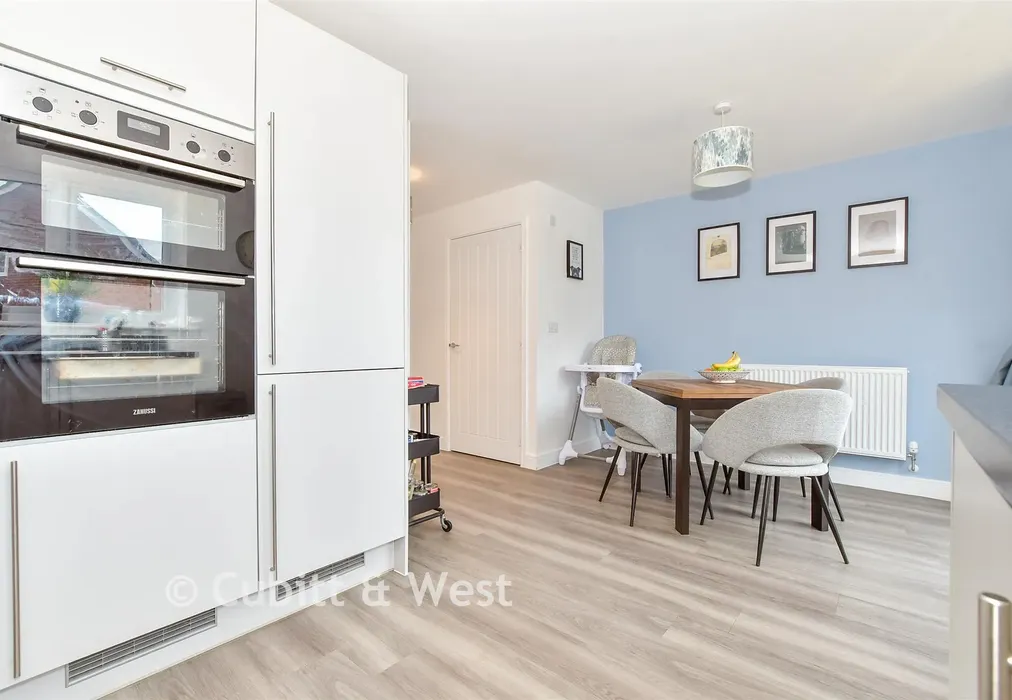 Kitchen/Diner - Legg Vale, Chichester, West Sussex - Wards of Kent