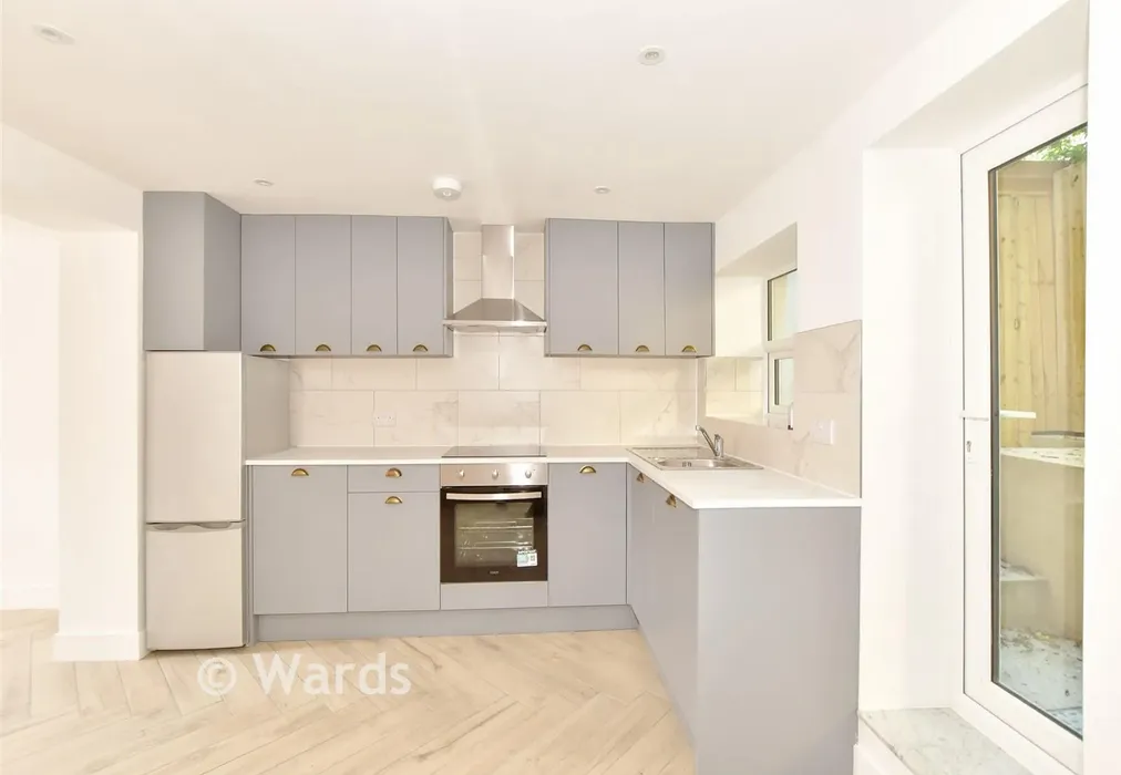 Kitchen/Diner - Albion Place, Hythe, Kent - Wards of Kent