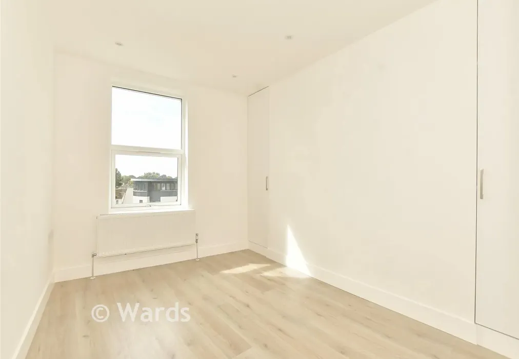 Bedroom 1 - Albion Place, Hythe, Kent - Wards of Kent