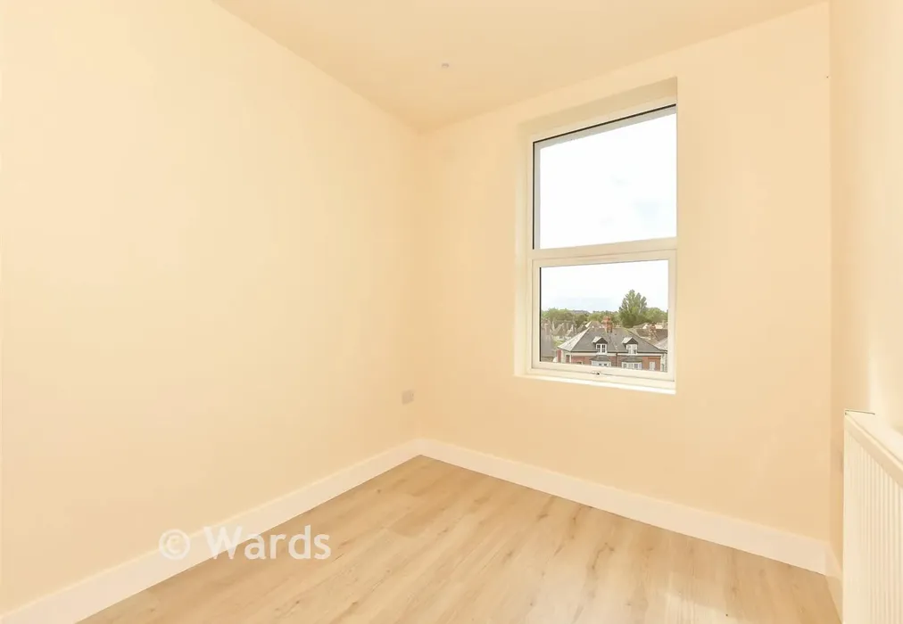Bedroom 2 - Albion Place, Hythe, Kent - Wards of Kent