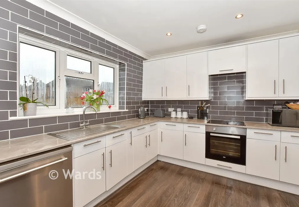 Kitchen/Diner - Second Avenue, Sheerness, Kent - Wards of Kent