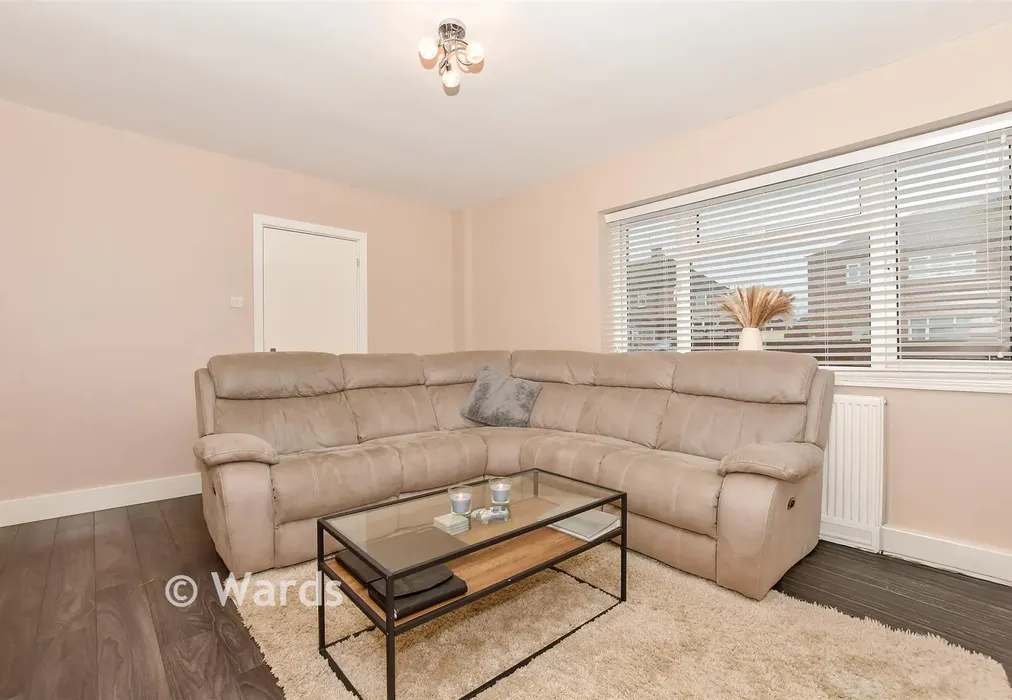 Lounge - Second Avenue, Sheerness, Kent - Wards of Kent