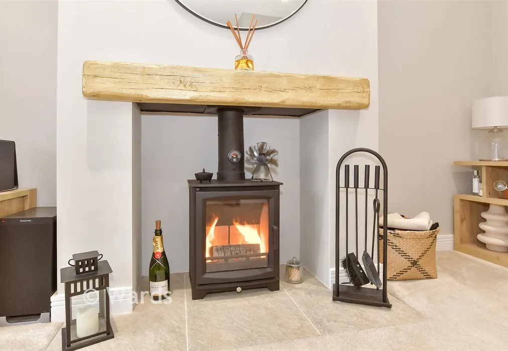 Internal Feature - Lynton Drive, Chatham, Kent - Wards of Kent