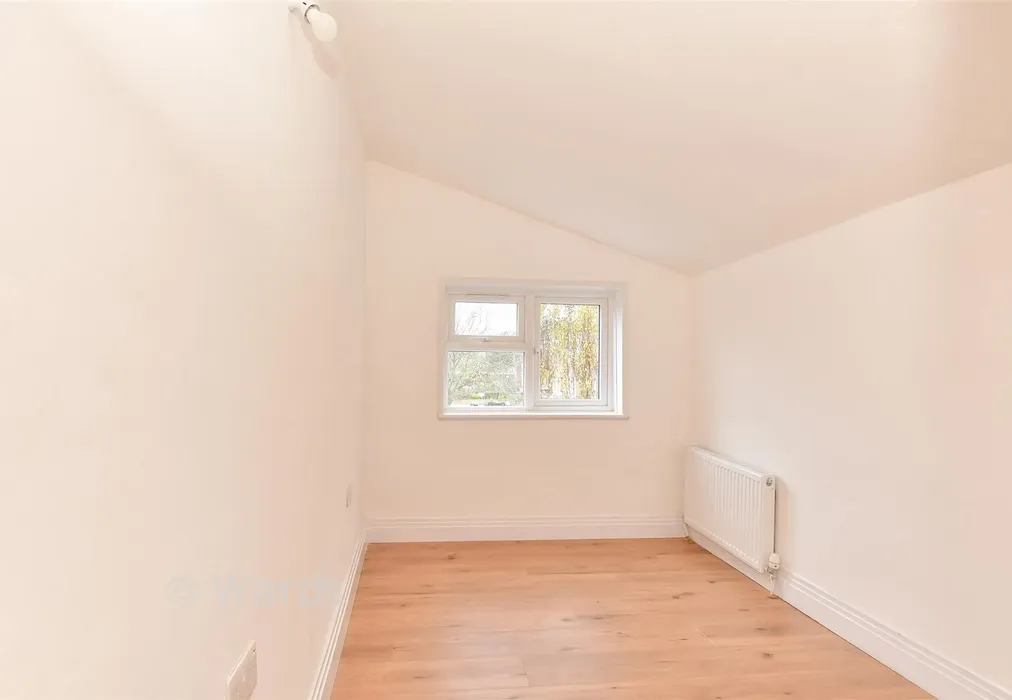 Bedroom 3 - Luton High Street, Chatham, Kent - Wards of Kent