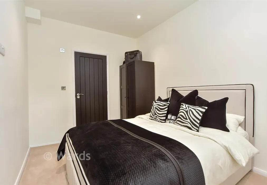 Bedroom 4 - Beechwood Drive, Meopham, Kent - Wards of Kent