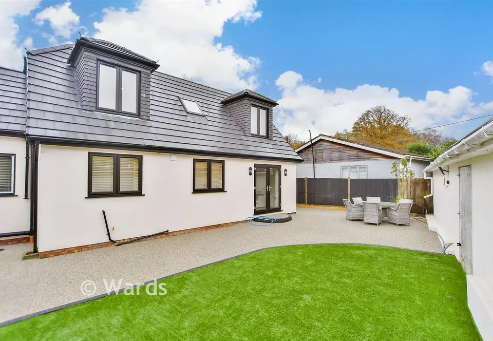 Rear Garden - Beechwood Drive, Meopham, Kent - Wards of Kent
