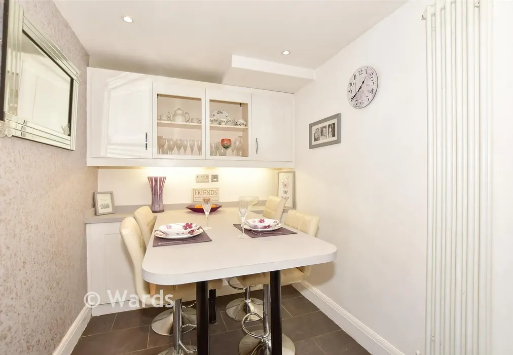 Breakfast Area - Dymchurch Road, Hythe, Kent - Wards of Kent