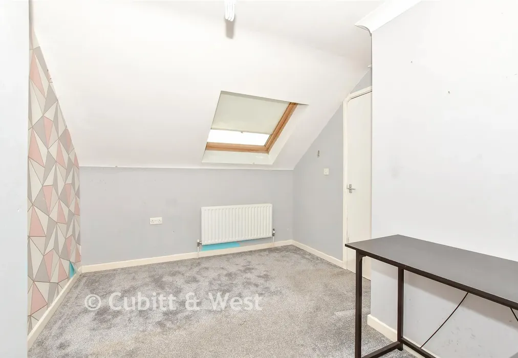 Bedroom 3 - Stroud Close, Portsmouth, Hampshire - Wards of Kent