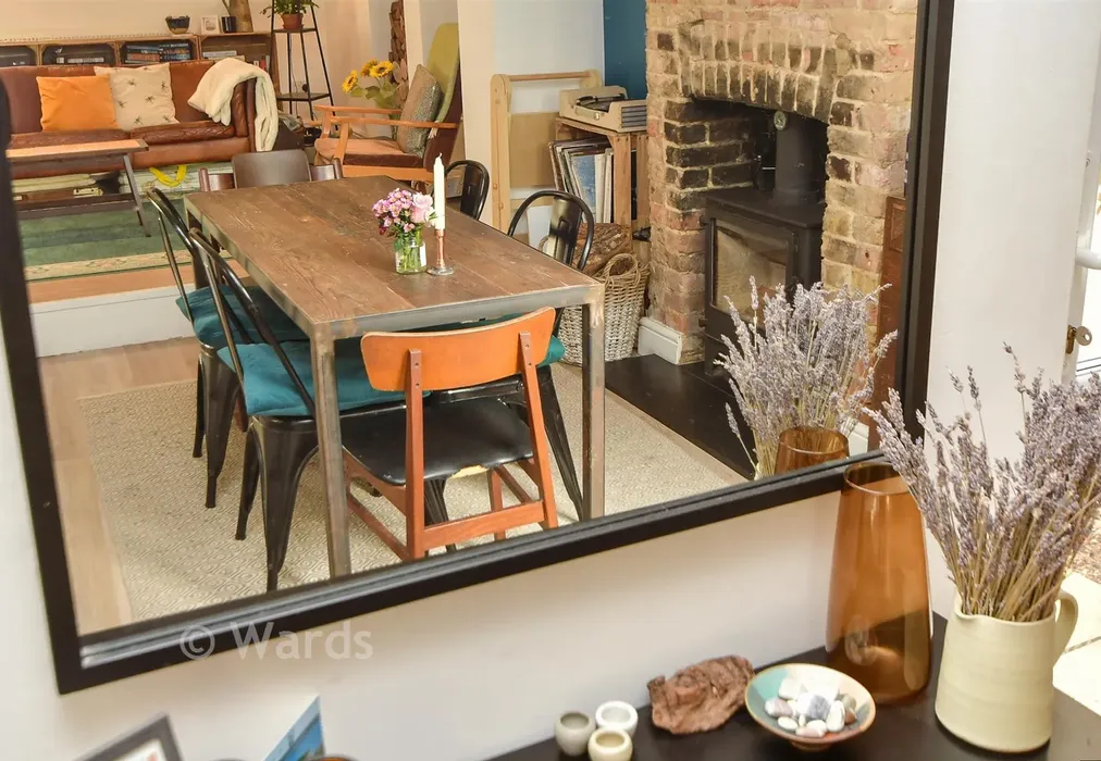 Internal Lifestyle Photograph - Rochester Street, Chatham, Kent - Wards of Kent