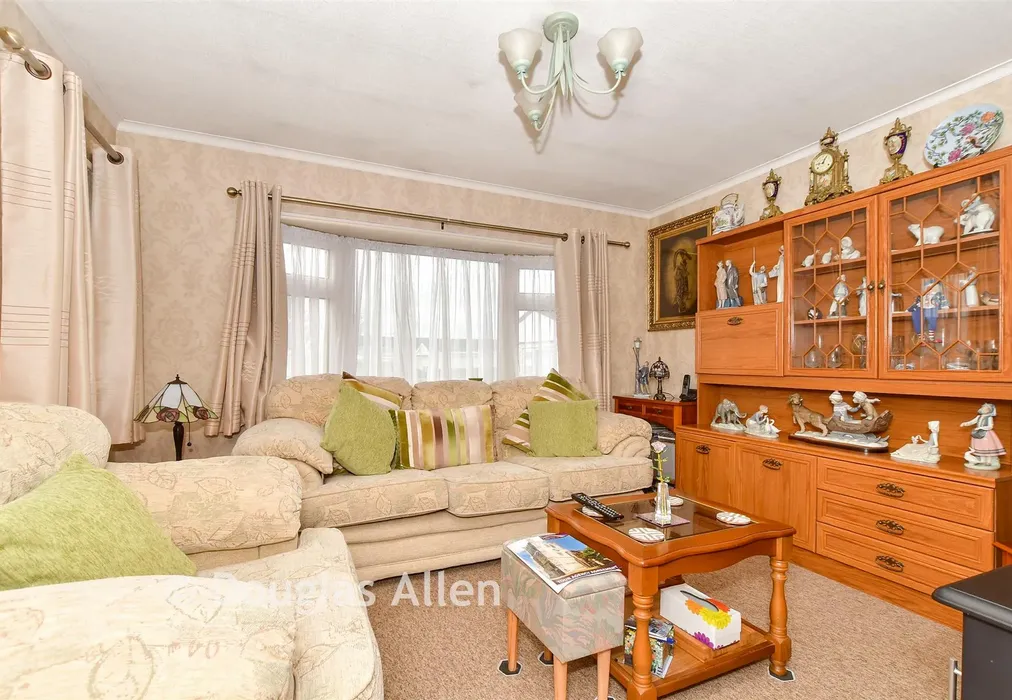 Lounge - Galley Hill Maple Way, Waltham Abbey, Essex - Wards of Kent