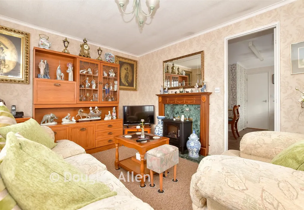 Lounge - Galley Hill Maple Way, Waltham Abbey, Essex - Wards of Kent