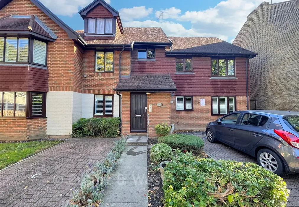 Front - Lenham Road, Sutton, Surrey - Wards of Kent