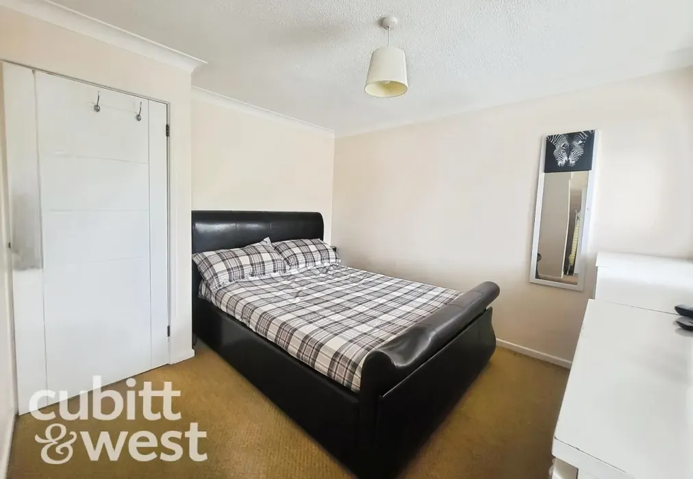  - AVAILABLE WITH NO DEPOSIT Pleasant Road Southsea PO4 - Wards of Kent