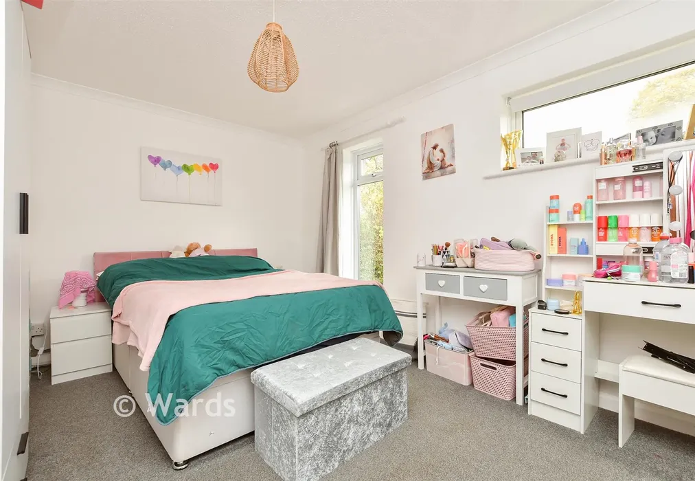 Bedroom 2 - Friars Close, Whitstable, Kent - Wards of Kent