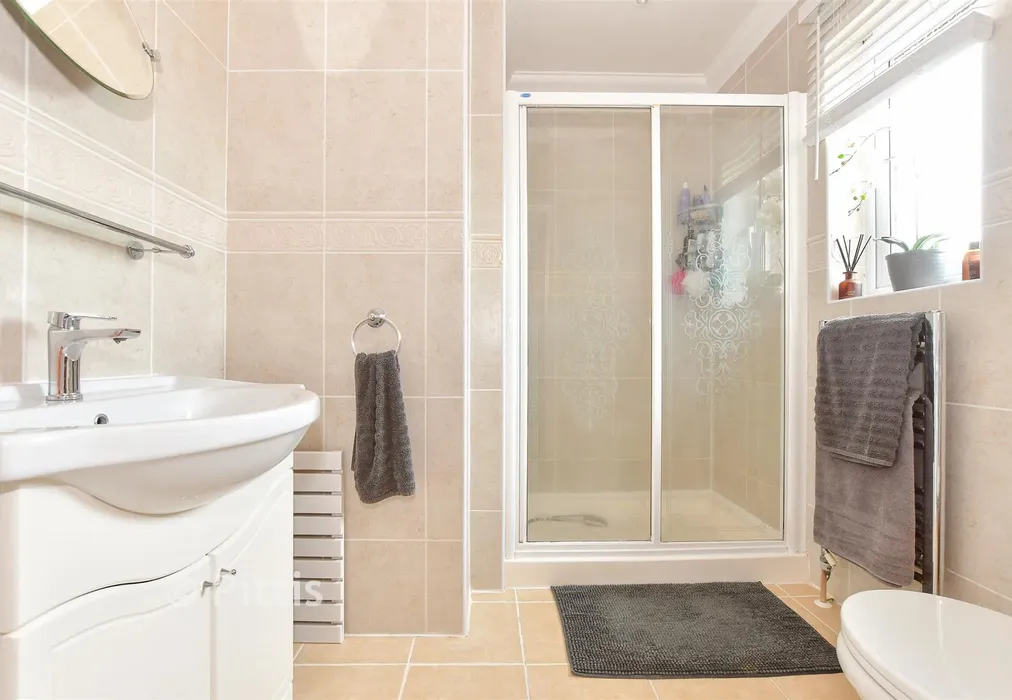 En-Suite Shower Room - Upper Hyde Farm Lane, Shanklin, Isle of Wight - Wards of Kent