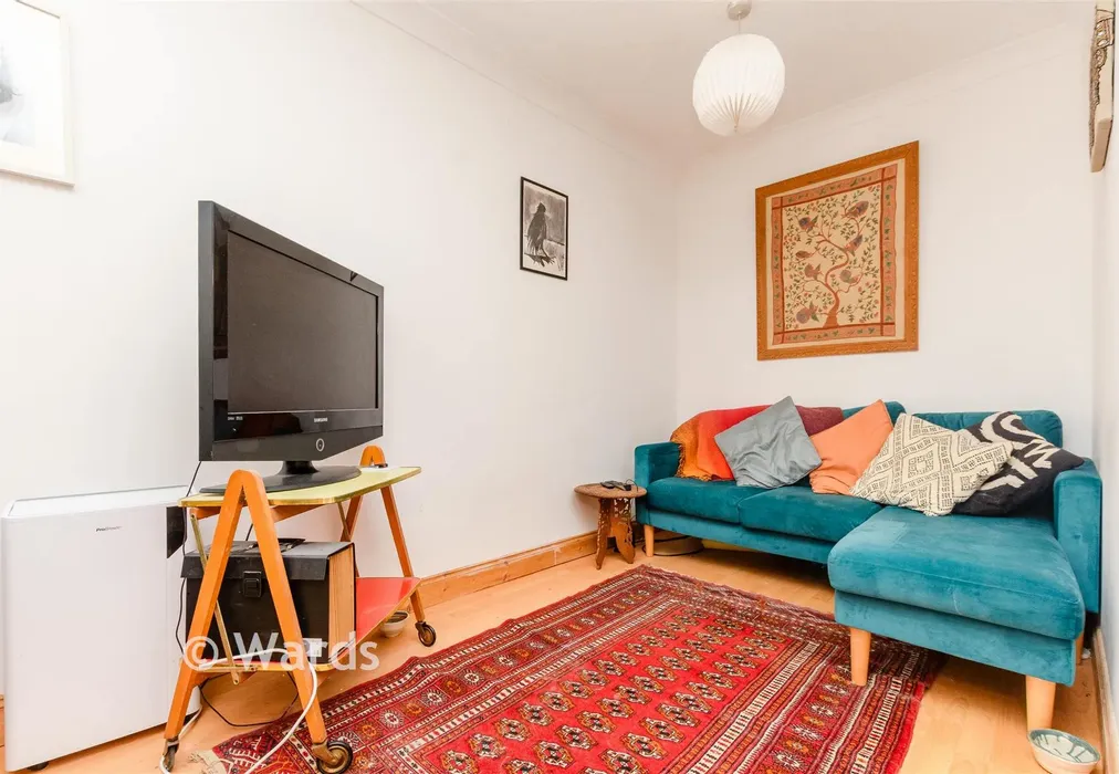 Lounge/Diner - Fort Pitt Street, Chatham, Kent - Wards of Kent