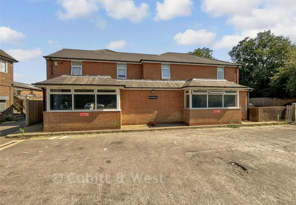 Front - Goldbridge Road, Piltdown, Uckfield, East Sussex - Wards of Kent