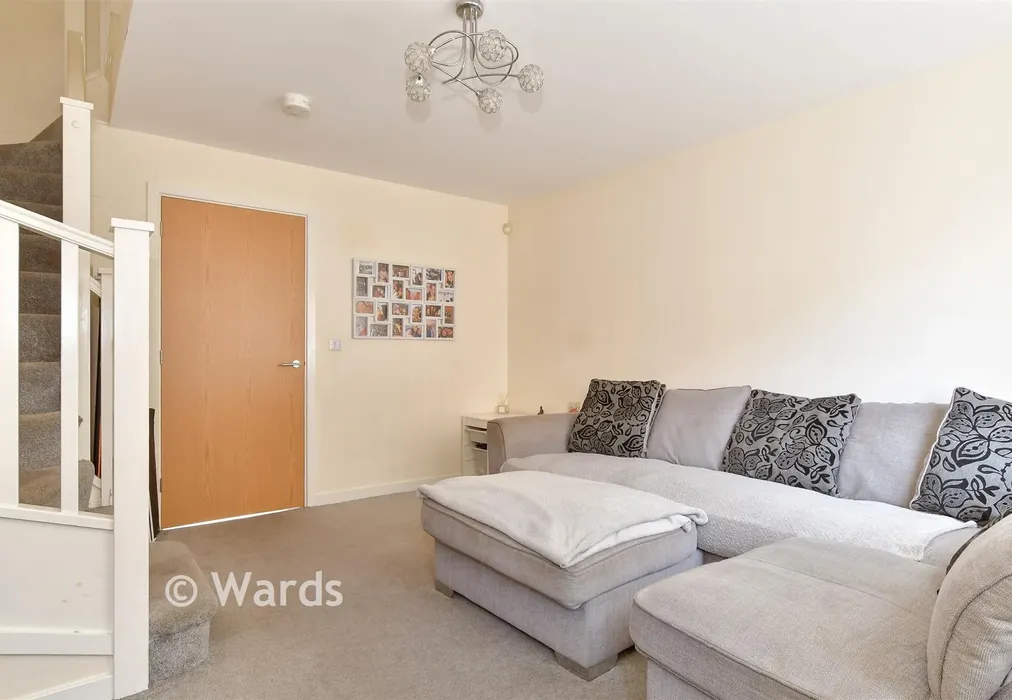 Lounge - Wainscott, Rochester, Kent - Wards of Kent