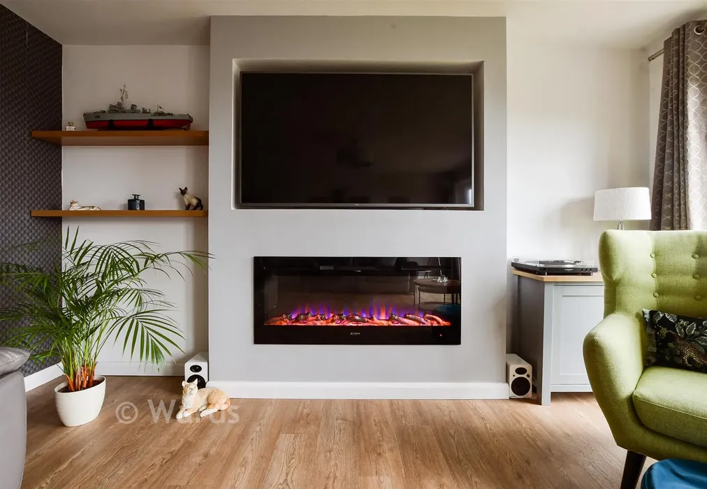 Lounge - Kings Avenue, Broadstairs, Kent - Wards of Kent