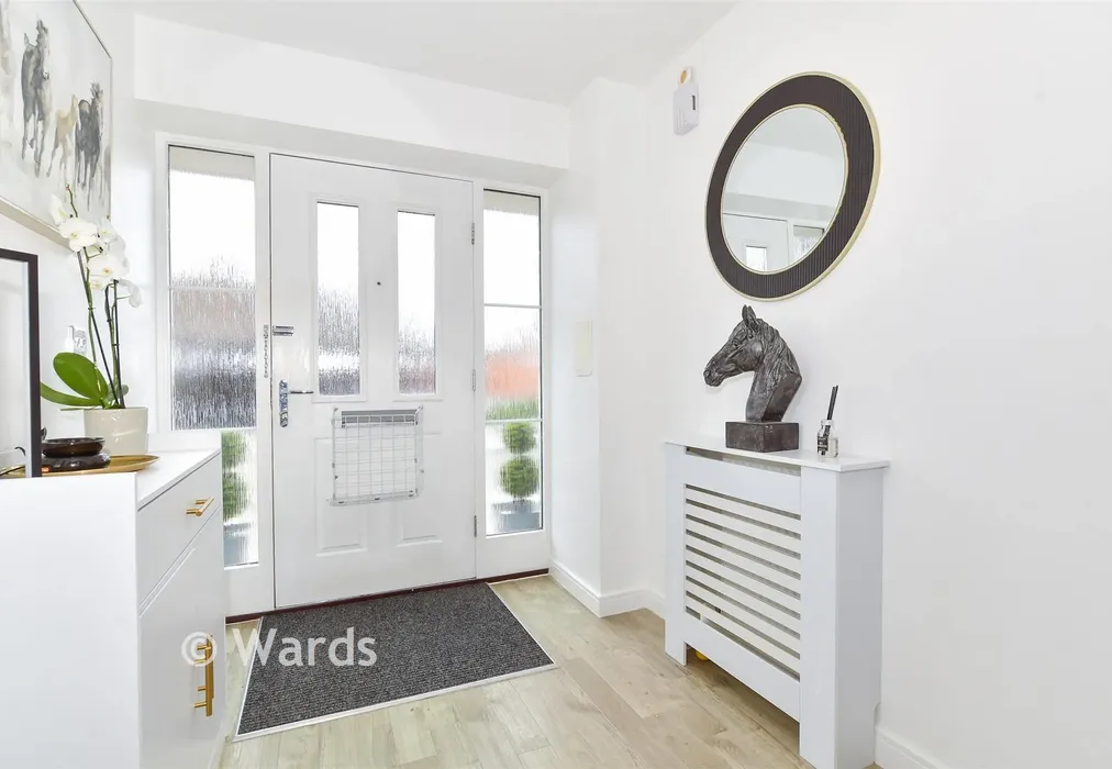 Entrance Hall - Tram Way, Wouldham, Rochester, Kent - Wards of Kent