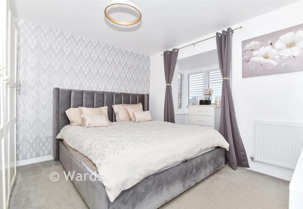 Bedroom 1 - Tram Way, Wouldham, Rochester, Kent - Wards of Kent