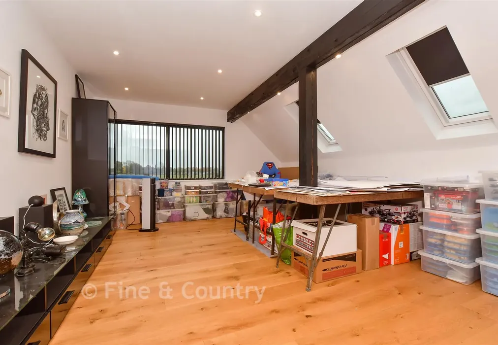 Room 1 - Chapel Lane, Blean, Canterbury, Kent - Wards of Kent