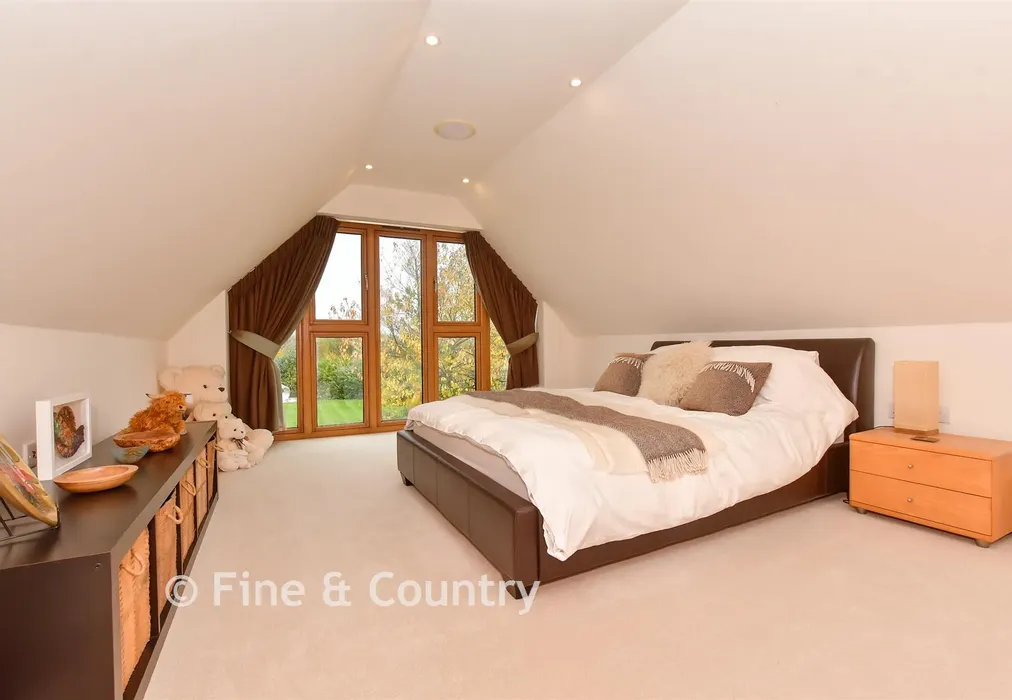 Bedroom 2 - Chapel Lane, Blean, Canterbury, Kent - Wards of Kent