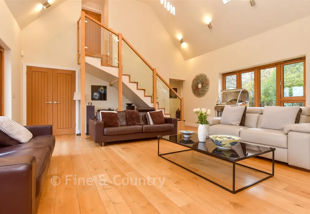 Lounge/Diner - Chapel Lane, Blean, Canterbury, Kent - Wards of Kent