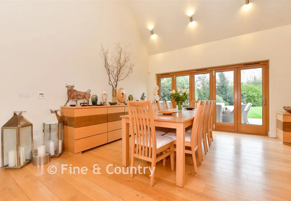 Lounge/Diner - Chapel Lane, Blean, Canterbury, Kent - Wards of Kent