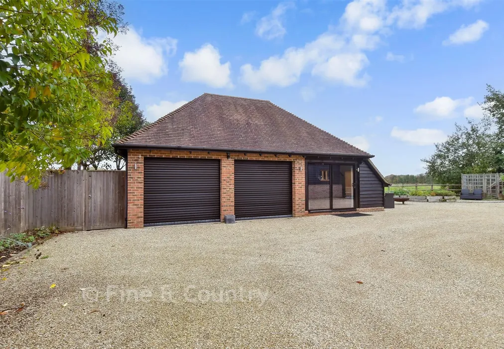 Workshop/Outbuildings - Chapel Lane, Blean, Canterbury, Kent - Wards of Kent